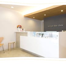 さるや皮フ科受付