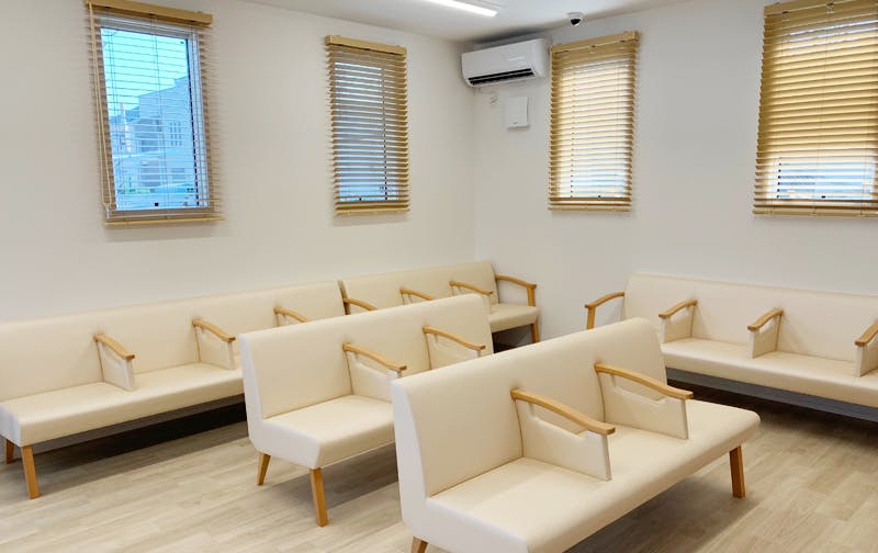 草開ファミリークリニック待合室
