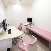 はる内科クリニック診察室