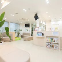 泉川クリニック受付 待合室