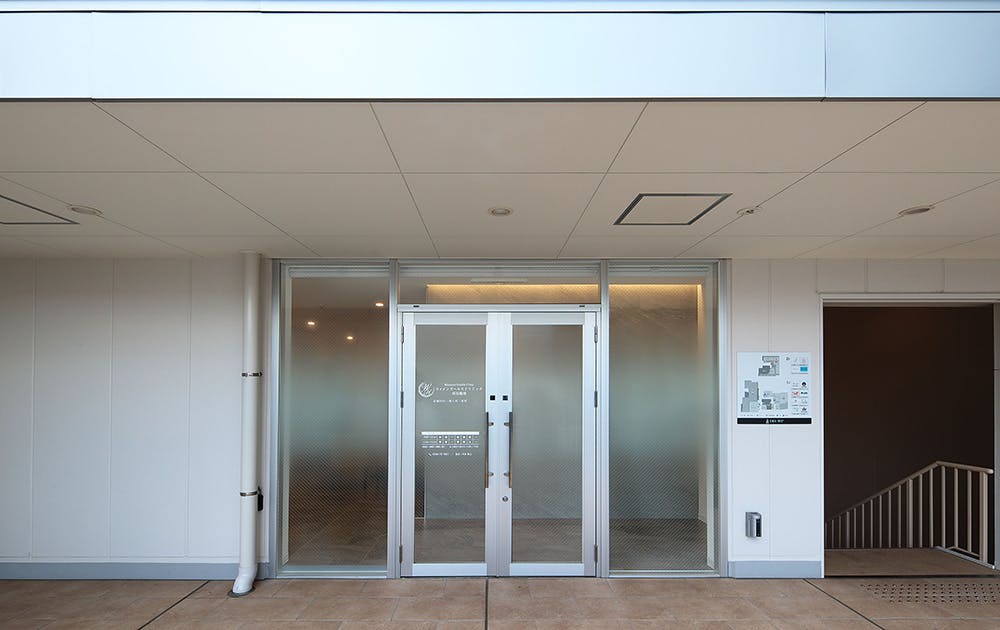 ウィメンズヘルスクリニック刈谷銀座入口