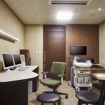 みうらレディースクリニック診察室