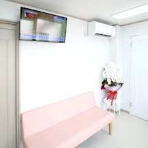 池ノ上皮膚科待合室