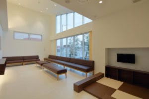 おおすが内科クリニック待合室