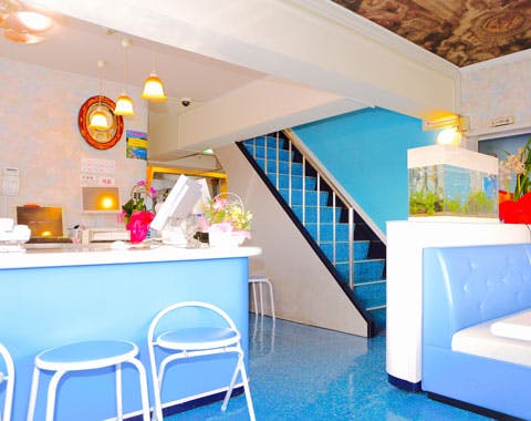 たかはら皮ふ科受付・待合室