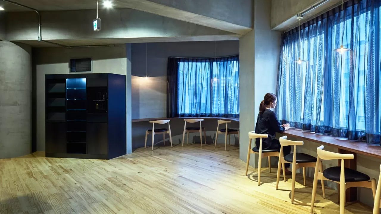 ビューティーチューニングクリニック　(Beauty tuning clinic待合室