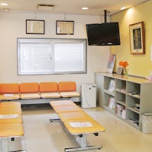 市村皮膚科医院待合室