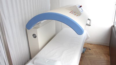 あおき皮フ科処置室