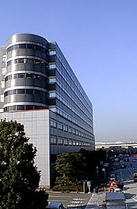 東海渡井クリニック外観