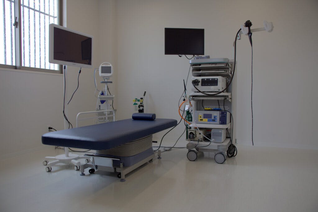 サンパーク胃腸内科クリニック処置室