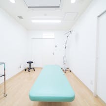 あとう皮膚科・形成外科クリニック処置室