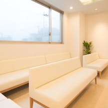 あい皮膚科クリニック待合室