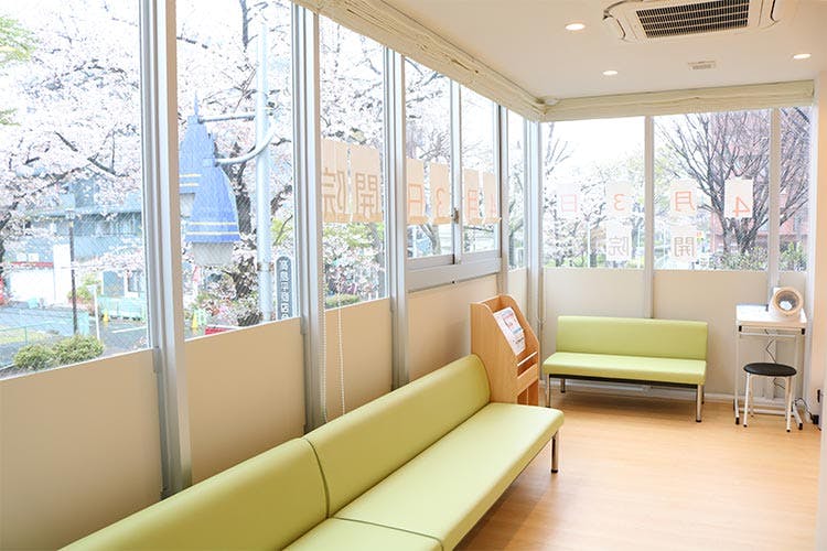 高島平かわむらクリニック待合室