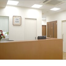 築地皮膚と手のクリニック受付