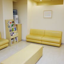 村田皮膚科医院待合室
