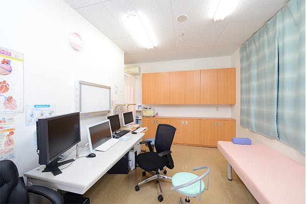 新松戸ハートクリニック診察室