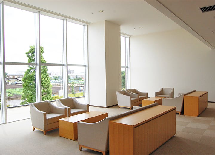 新東京病院待合室2