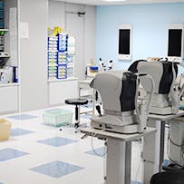 冲永眼科クリニック検査室