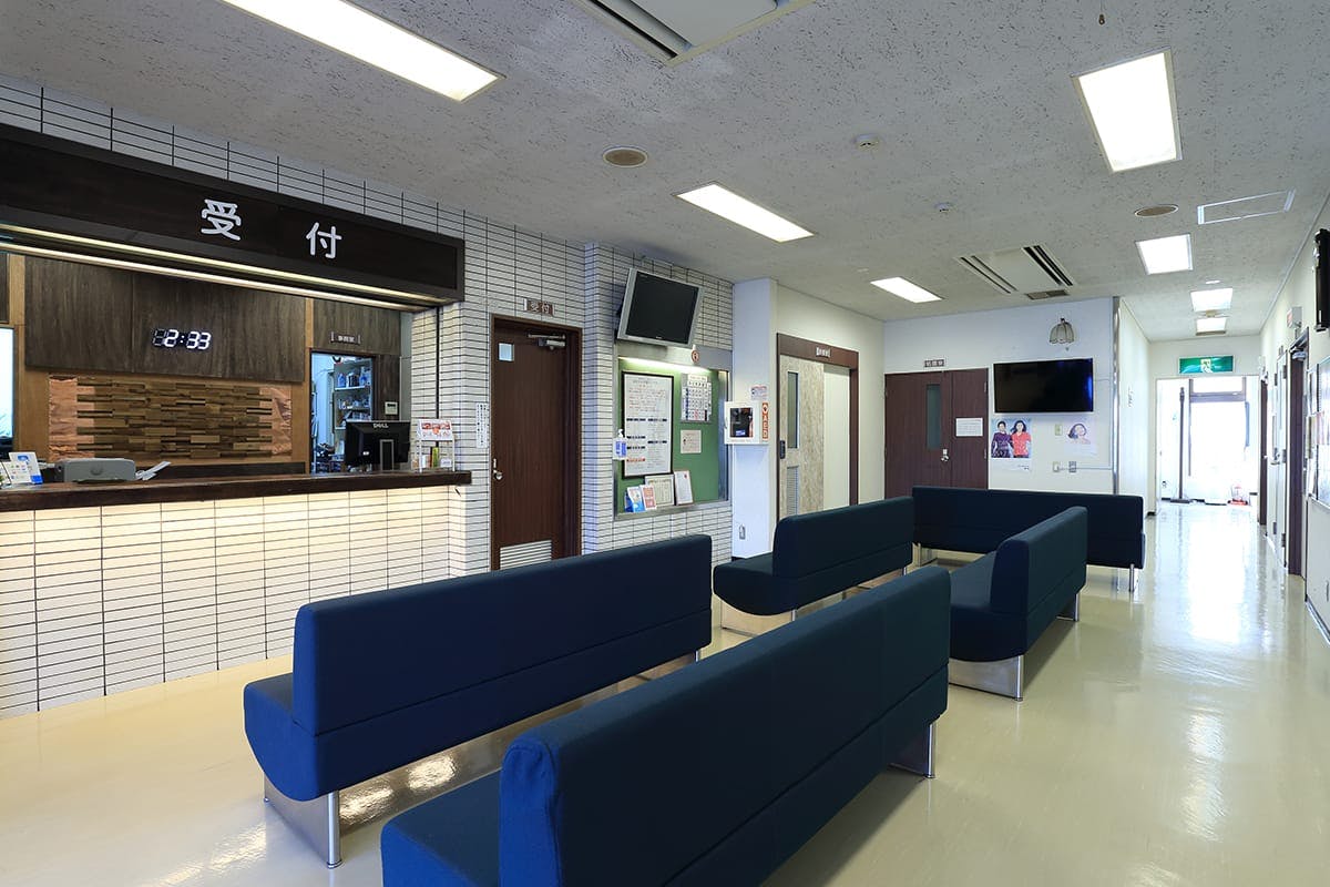 金沢外科胃腸科肛門科待合室