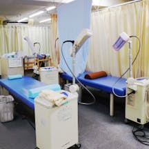 京塚クリニック治療室