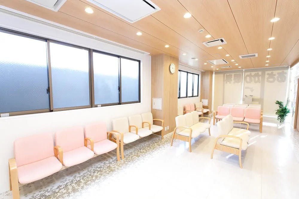 衣笠あさかわ眼科待合室