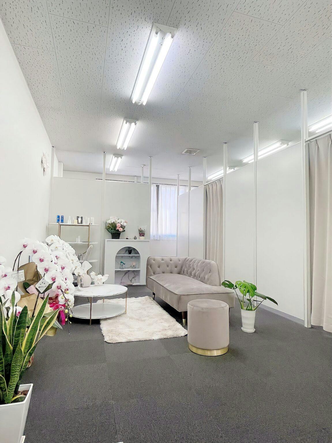 太田美容アートメイククリニック待合室