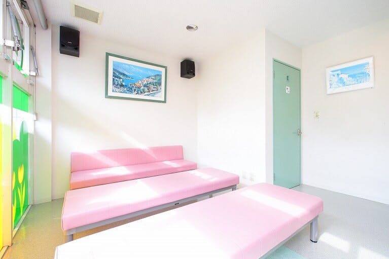 まえだファミリークリニック待合室