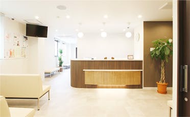 千里山月乃ひふ科受付