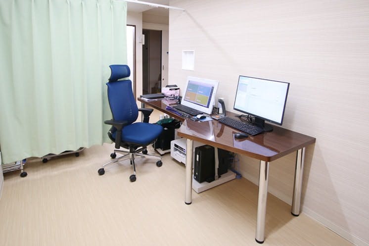 いとう王子神谷内科外科クリニック診察室