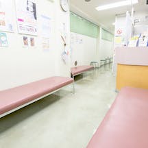 くにたち・東クリニック受付 待合室