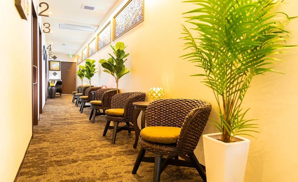 よこすか内科小児科・はるこレディースクリニック婦人科中待合室