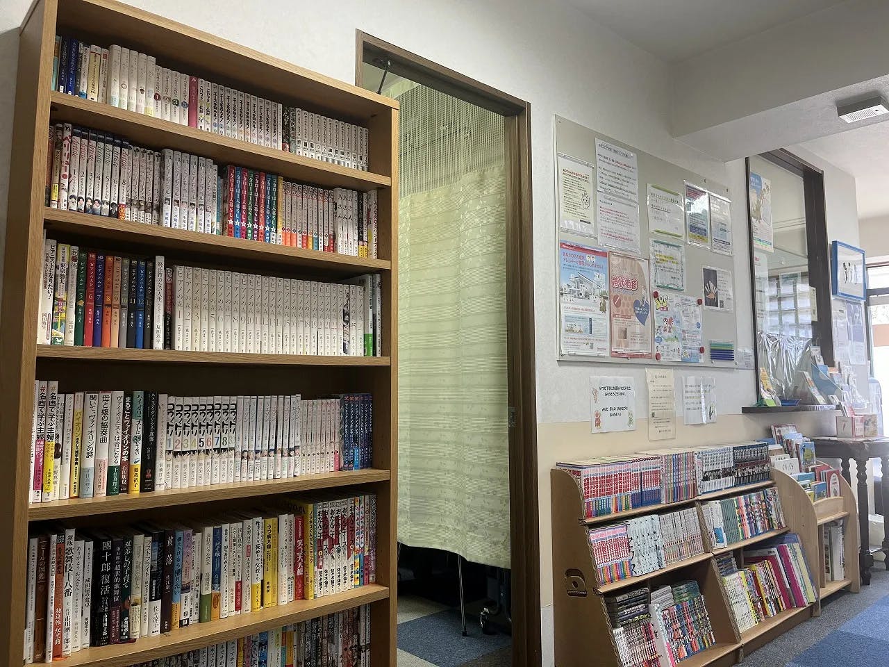 成増皮膚科待合室