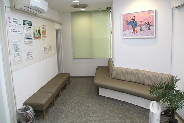坂本医院待合室