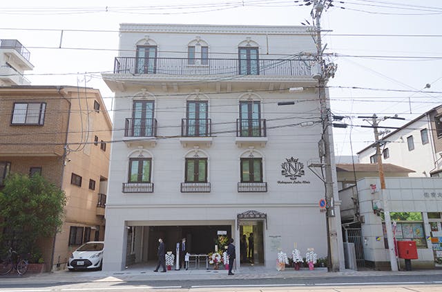 なかがわレディースクリニック外観