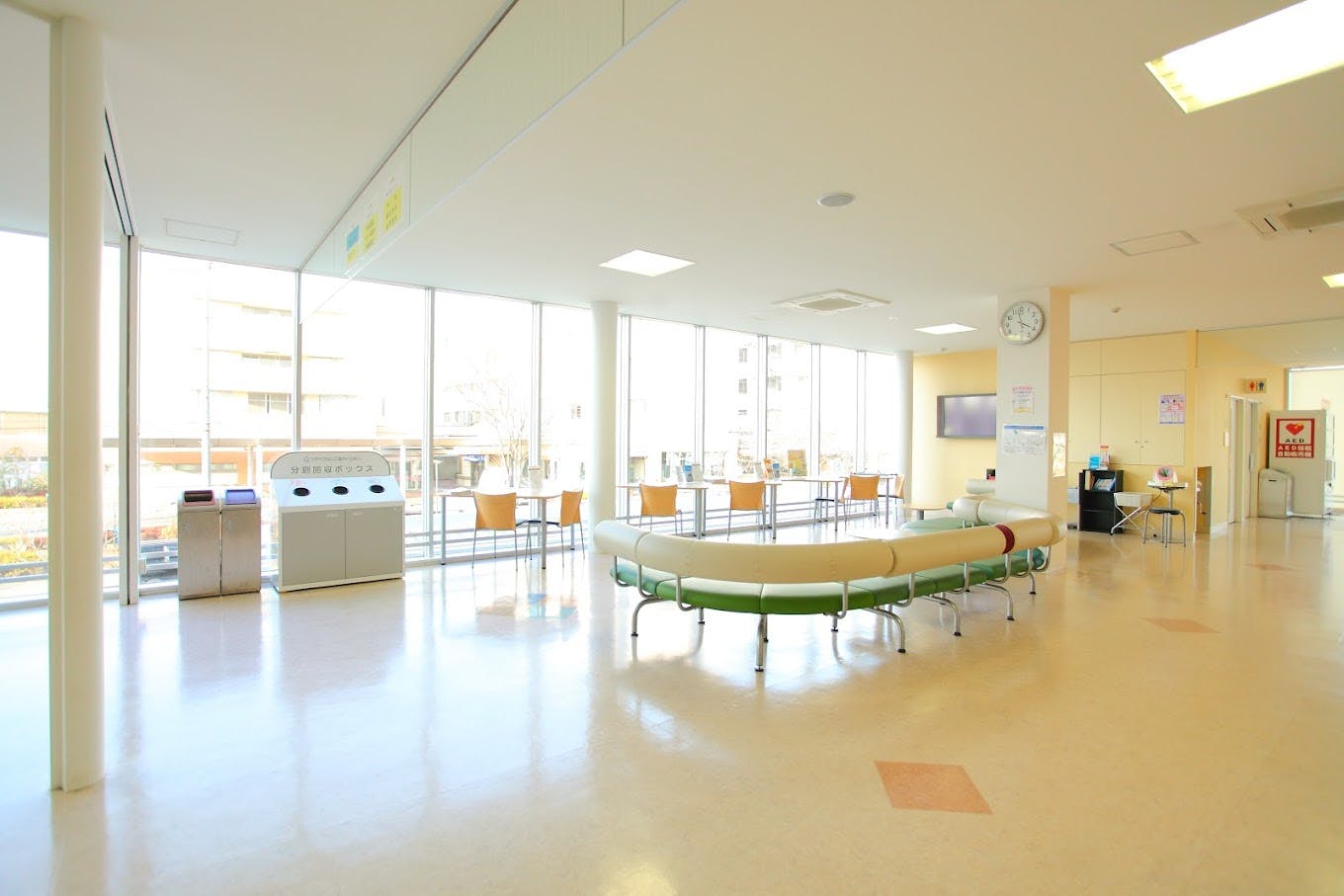 海老名メディカルプラザ待合室