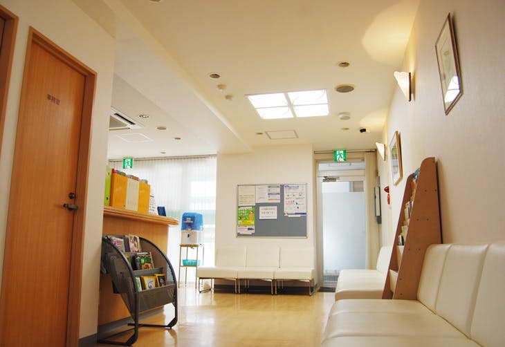 清瀬皮フ科・形成外科クリニック待合室