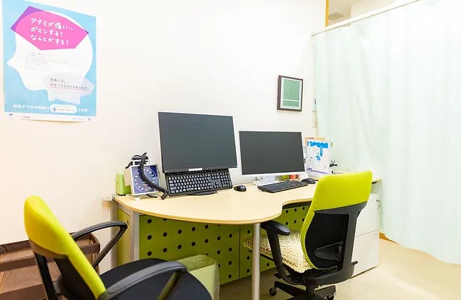 若林ゆうクリニック診察室